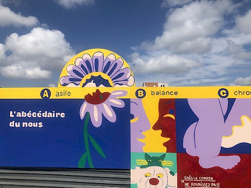 FRESQUE ✺ L&rsquo;ab&eacute;c&eacute;daire du Nous : Conception et r&eacute;alisation d&rsquo;une fresque murale sur une palissade de chantier.
Afin d&rsquo;am&eacute;liorer l&rsquo;insertion urbaine de la Cour nationale du droit d&rsquo;asile (CNDA) et du futur tribunal administratif (TA) de Montreuil, l&rsquo;APIJ, en concertation avec la mairie de Montreuil et le Conseil d&rsquo;Etat, souhaite r&eacute;aliser une &oelig;uvre artistique sur une partie de la palissade de chantier, situ&eacute;e rue Ir&egrave;ne et Fr&eacute;d&eacute;ric Joliot Curie, &agrave; Montreuil.
Cette intention artistique facilitera l'int&eacute;gration du chantier, pour une meilleure appropriation de l'espace public.
Cette &oelig;uvre est un marqueur de la politique culturelle de la Ville de Montreuil en faveur des arts dans l&rsquo;espace public et une reconnaissance du street art comme expression contemporaine &agrave; part enti&egrave;re.
March&eacute; public sans publicit&eacute; ni mise en concurrence conform&eacute;ment &agrave; l&rsquo;article R2122-3 du code de la commande publique&nbsp;
&nbsp;